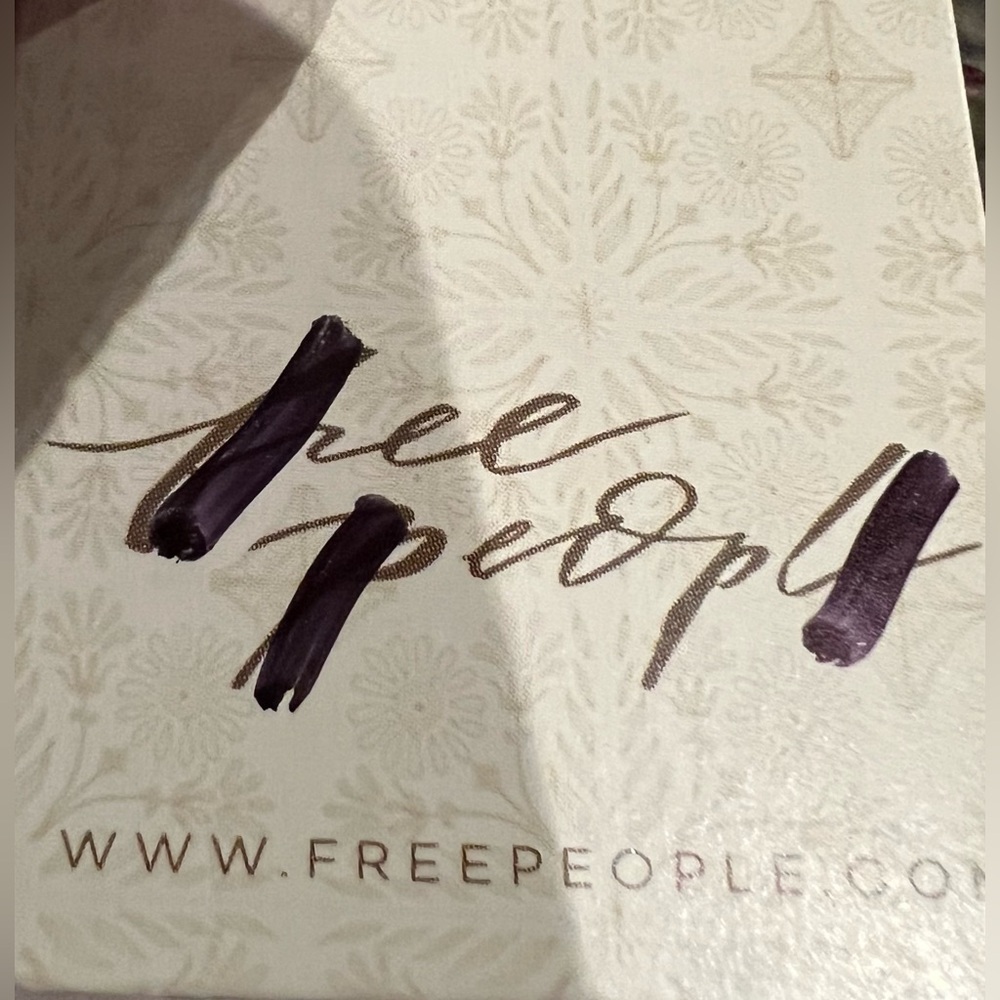 Free People NWT - WOMENS 14 - White Wide-Leg Culottes & Top 2 pc set - Picture 5 of 9